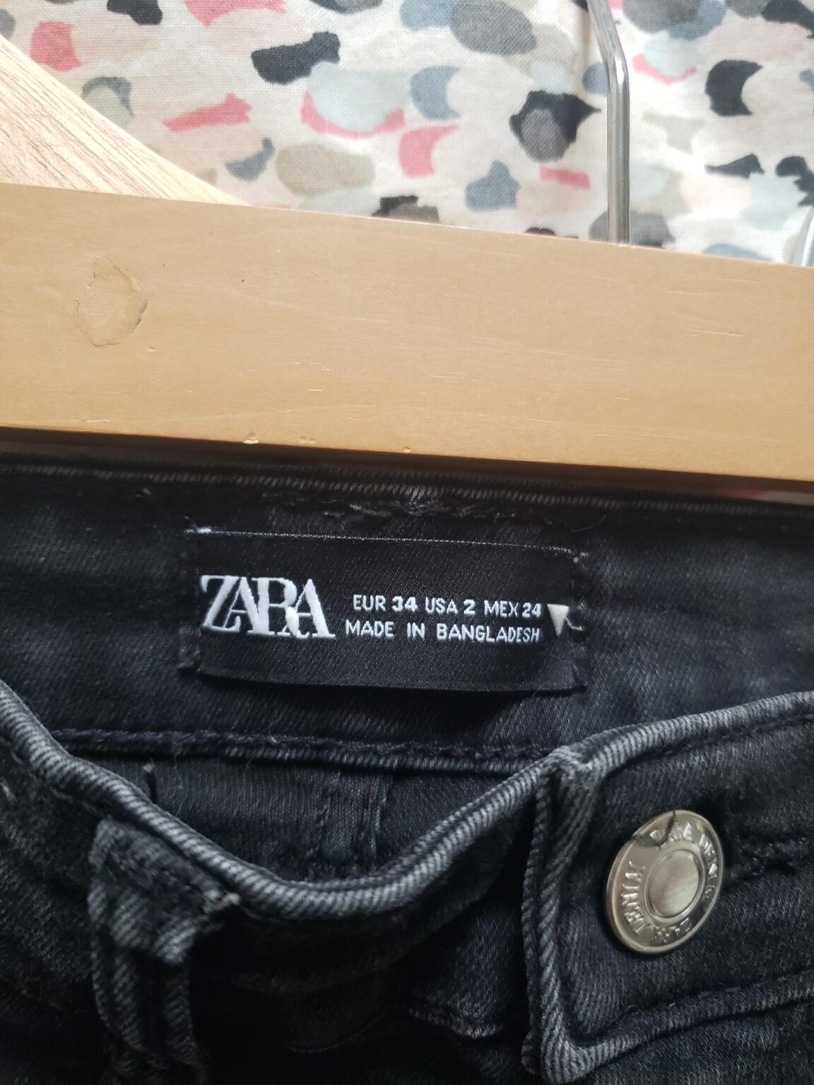 Image for jean Zara noir slim. Taille XS ou 2