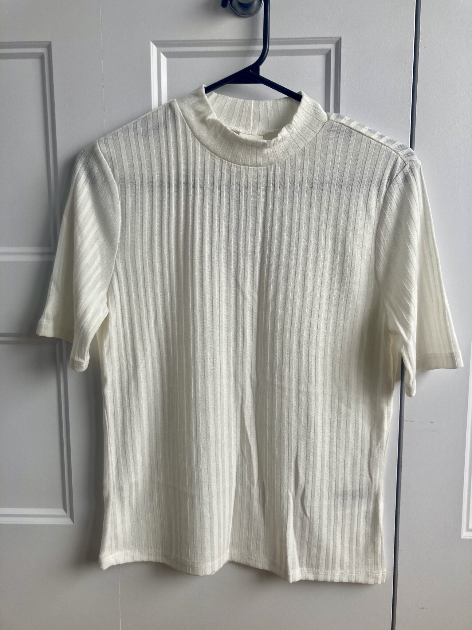 Image for T-shirt à col montant crème neuf