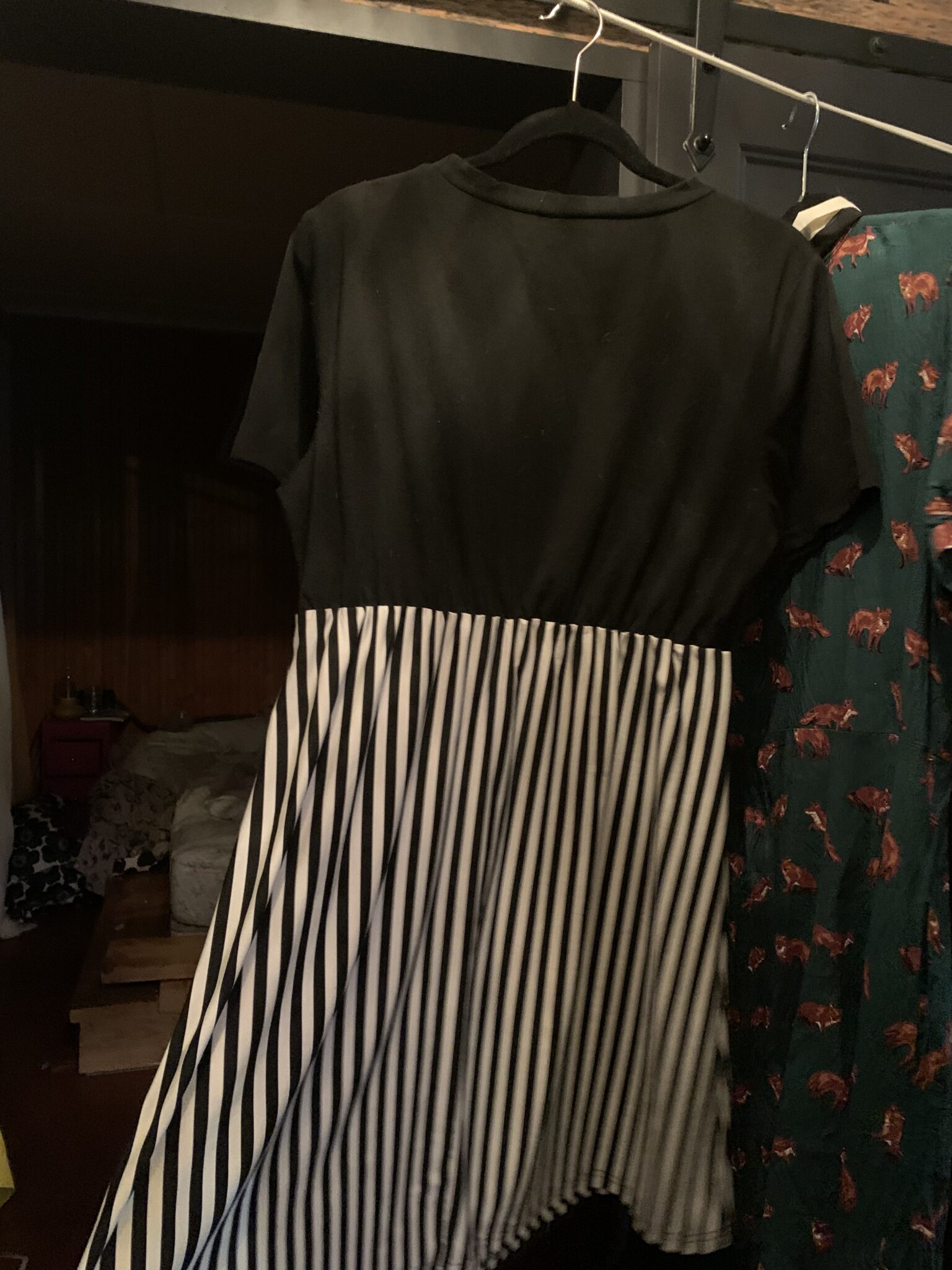 Image for Robe trapèze- noire et lignée