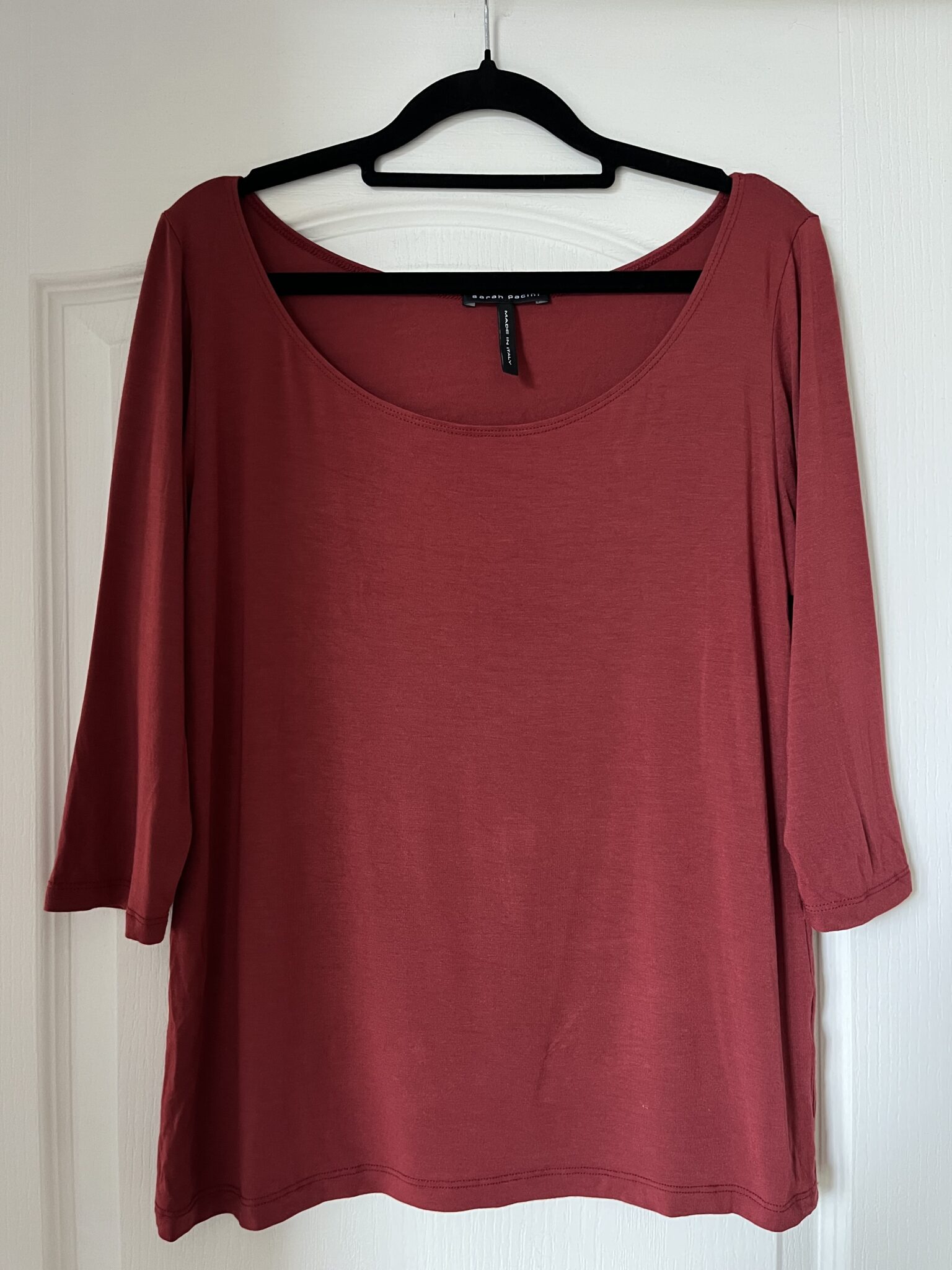 Featured image for Sarah Pacini rust red top size 4