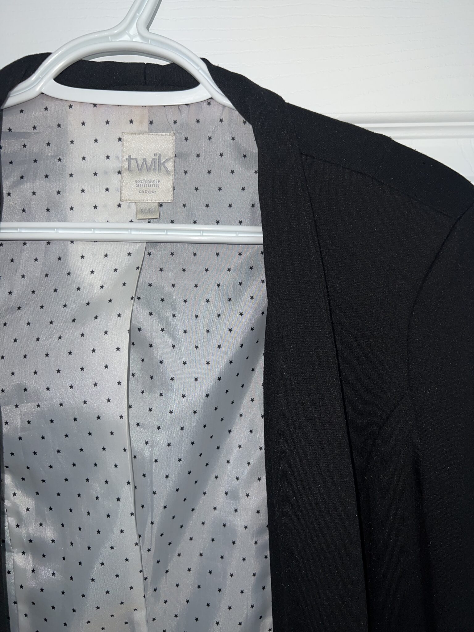 Image for Long-sleeved black jacket