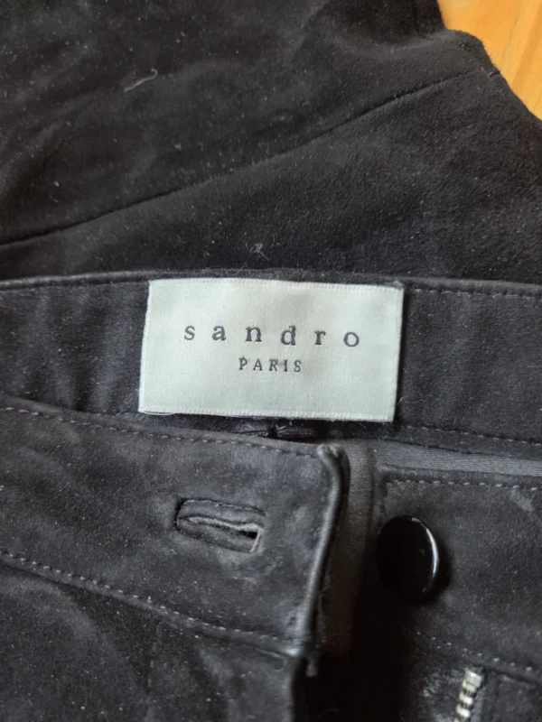 Image for SANDRO Pantalon noir 100 % cuir de chèvre velours
