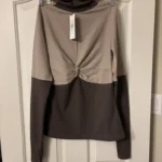 Thumbnail for Haut neuf Joelle Collection