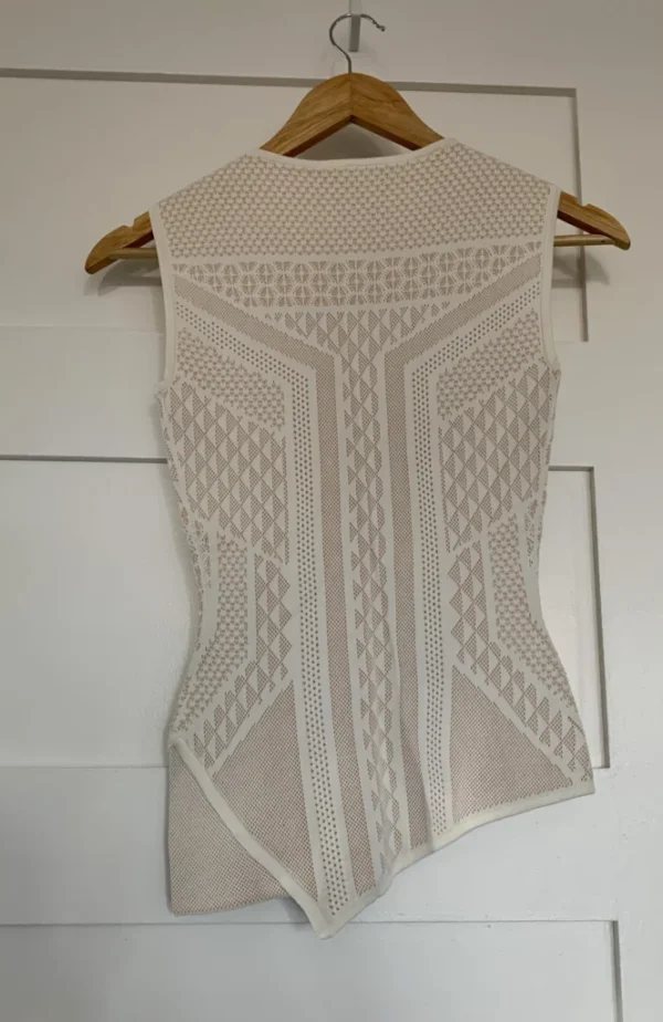 Image for Top chic BCBG