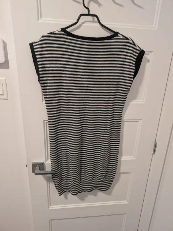 Image for Lacoste/Robe lignée Sz 38
