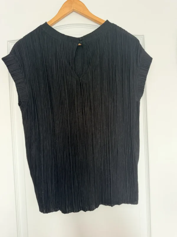 Image for Top chic