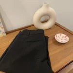 Featured thumbnail for Pantalon tailleur