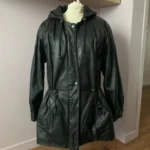 Featured thumbnail for Manteau en cuir vintage