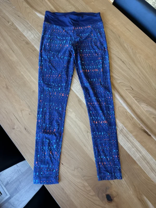 Featured image for Legging bleu à motifs de couleurs