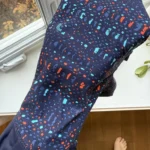 Thumbnail for Legging bleu à motifs de couleurs