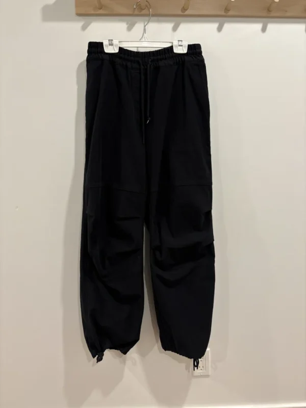 Featured image for Pantalon ample noir Wilfred
