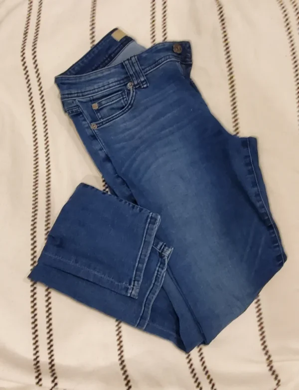 Featured image for Jeans slim - Bench