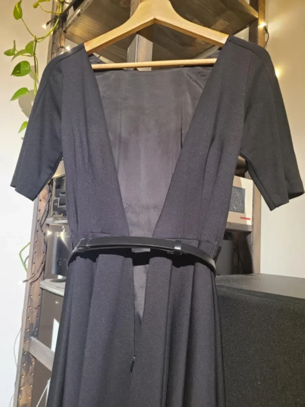 Image for La petite robe noire idéale