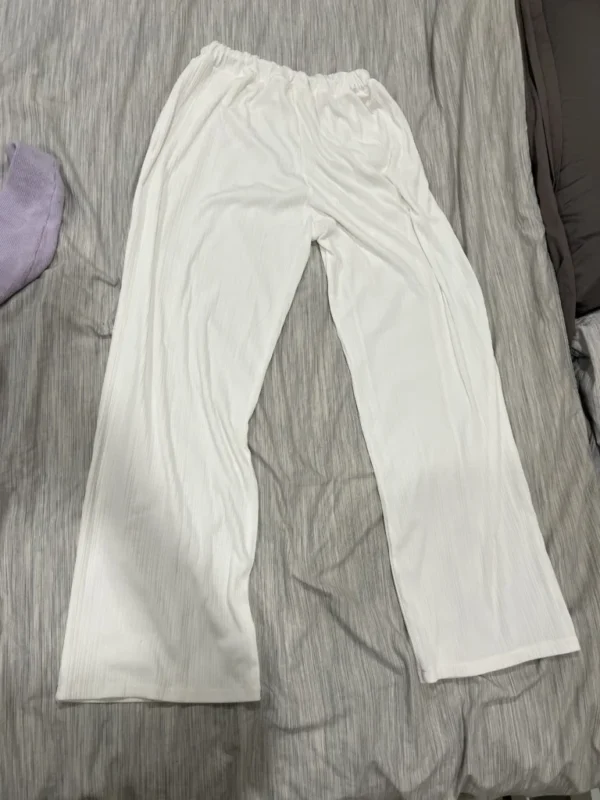 Featured image for Pantalon léger blanc