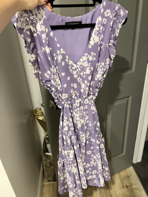 Featured image for Robe mauve Dynamite