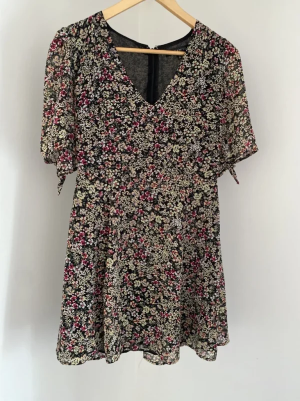 Image for Robe courte Dynamite