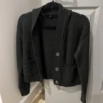 Thumbnail for Cardigan noir Dynamite