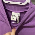 Thumbnail for T-shirt col roulé mauve