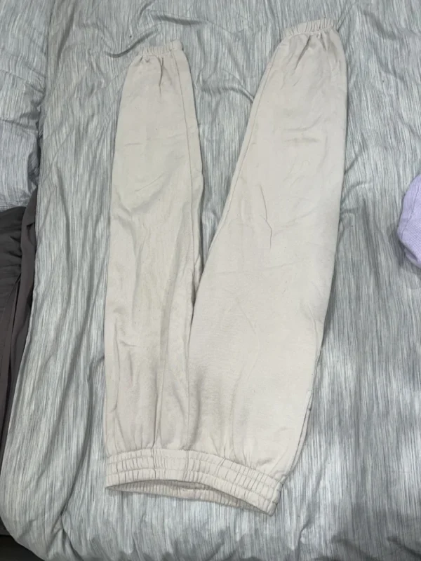Featured image for Jogging beige Garage