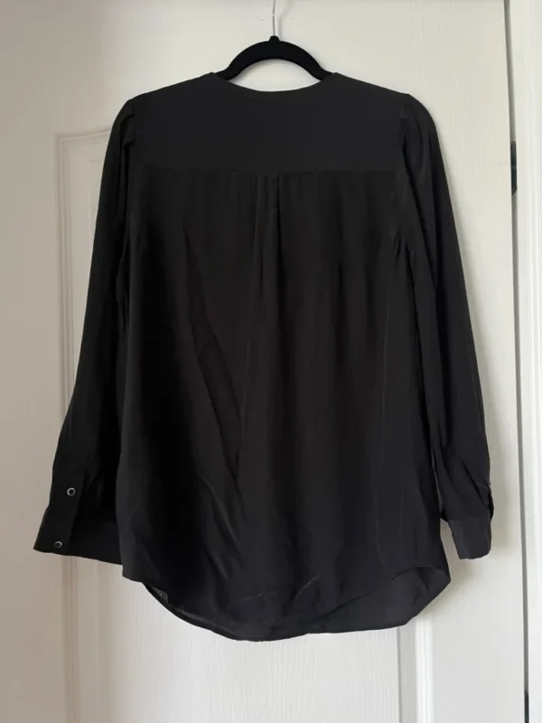 Image for Joie 100% silk blouse size M