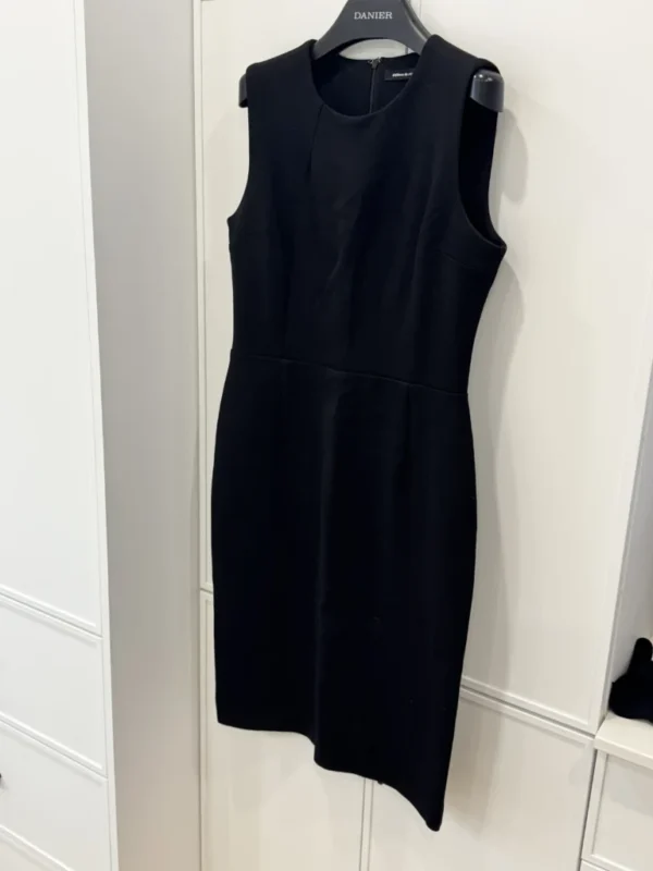 Featured image for Classic dress Éditions de Robes noire