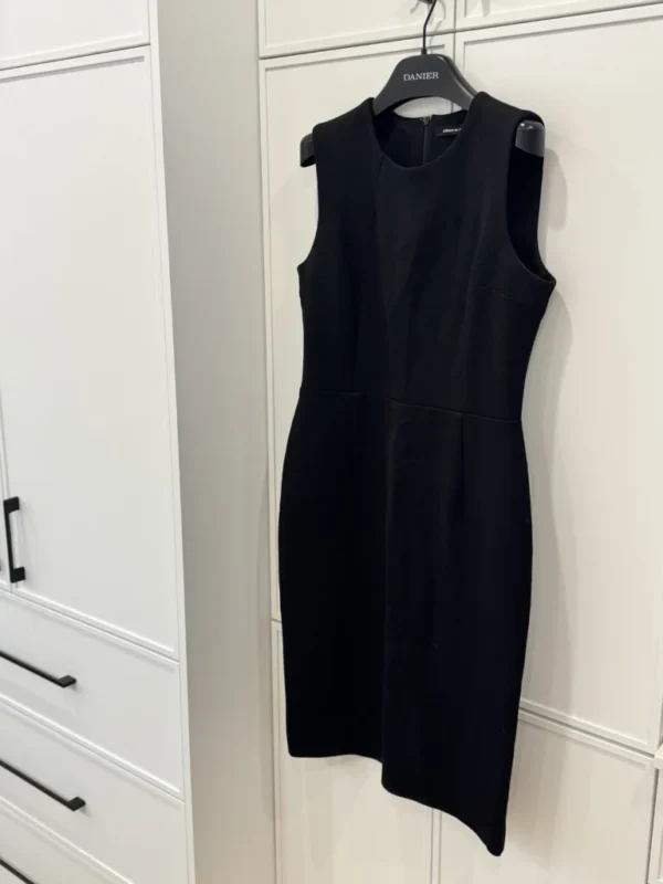 Image for Classic dress Éditions de Robes noire