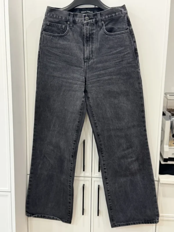 Image for Farrah jeans by Denim Forum (Aritzia)