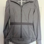 Featured thumbnail for Veste de sport Lululemon grandeur 6 peplum gris