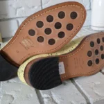 Thumbnail for Chaussures faites à la main
