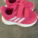 Featured thumbnail for Chaussures Adidas bébé Gr.5