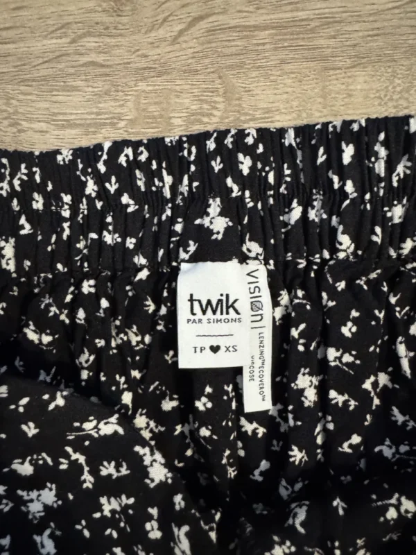 Image for XS - Jupe fleurie Twik noir et blanc