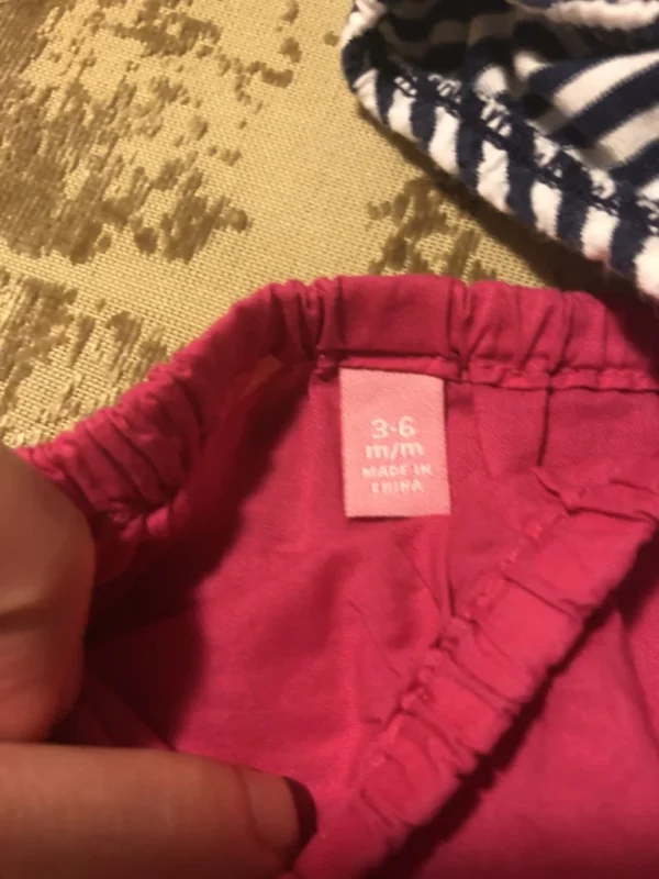 Image for 🍒 Culotte short couleur cerise bébé naissant