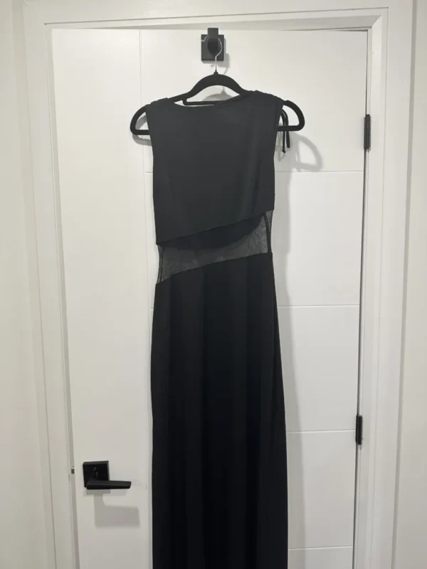 Featured image for Robe noire longue