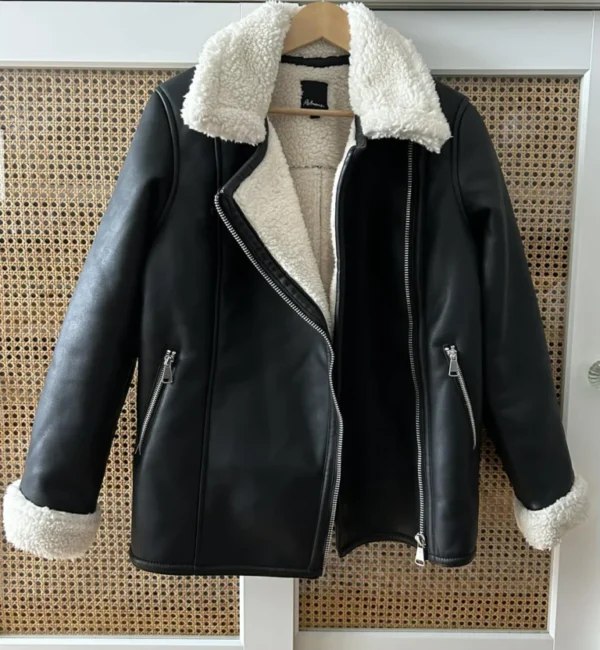 Featured image for bomber REITMANS