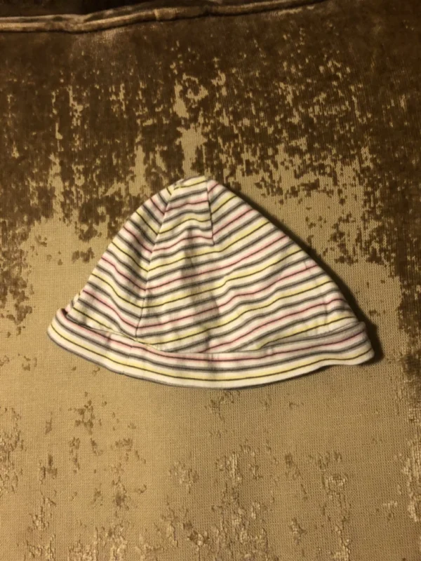 Featured image for Indoor baby toque