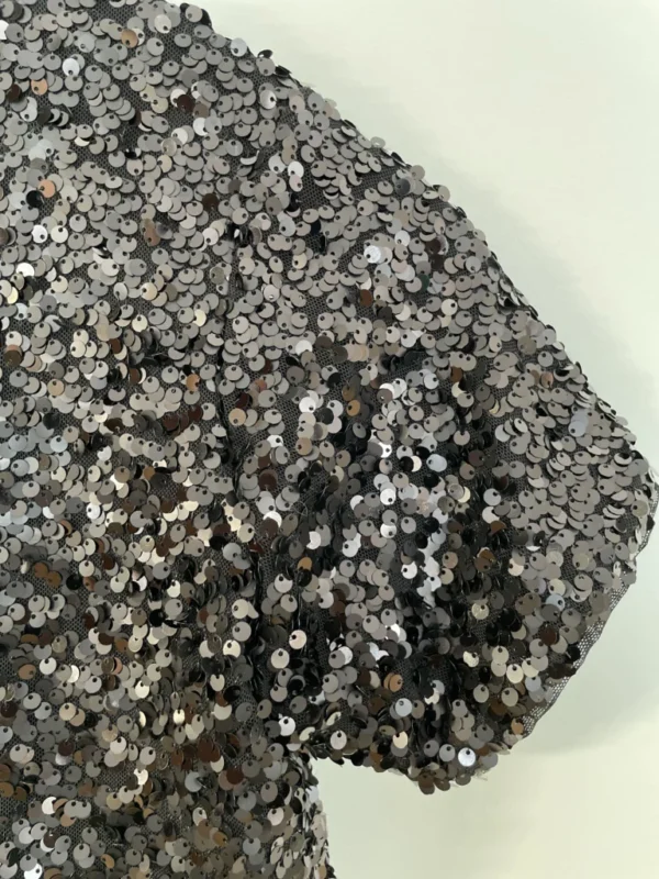 Image for Chandail court à paillettes noires