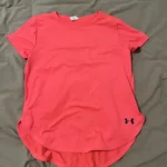 Featured thumbnail for Chandail de sport Under Armour