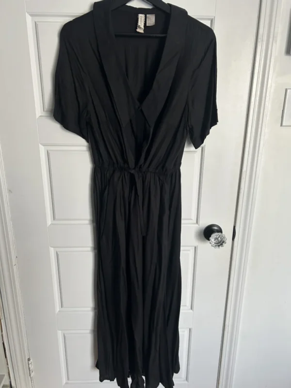 Featured image for Robe noire