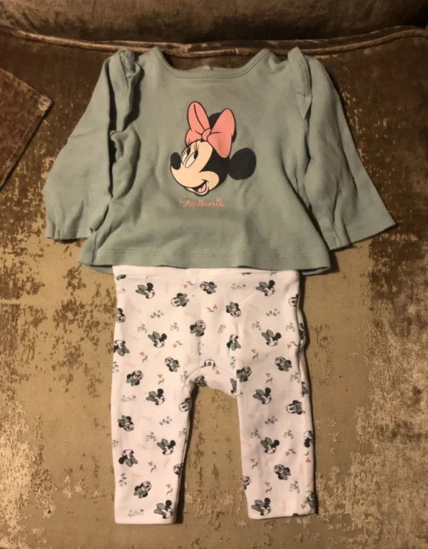 Featured image for Ensemble chandail et leggings Minnie Mouse