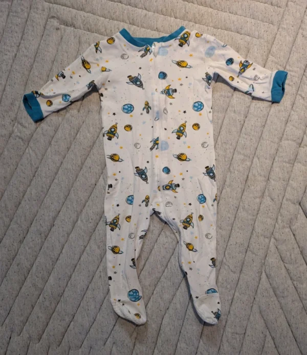 Featured image for Pyjama 1 pièce 6-12 mois