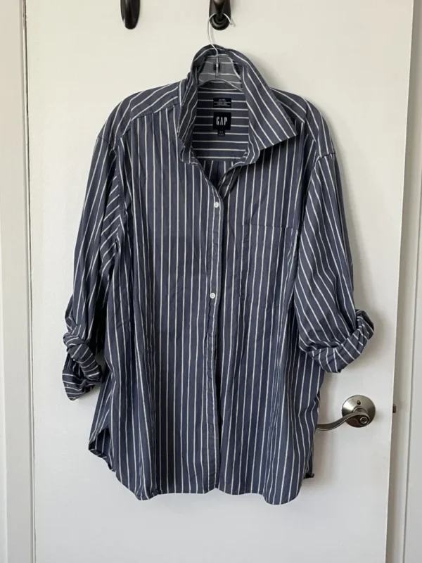 Featured image for Gap Loose shirt