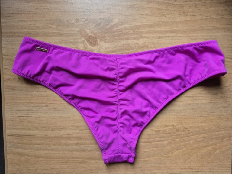 Image for Victoria's Secret swimming costume bottoms Small