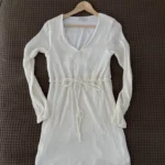 Thumbnail for Robe blanc cassé manches longues