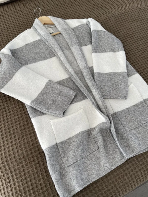 Featured image for Cardigan oversize confo