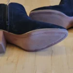 Thumbnail for Bottines Aldo noires daim comme neuves taille 6