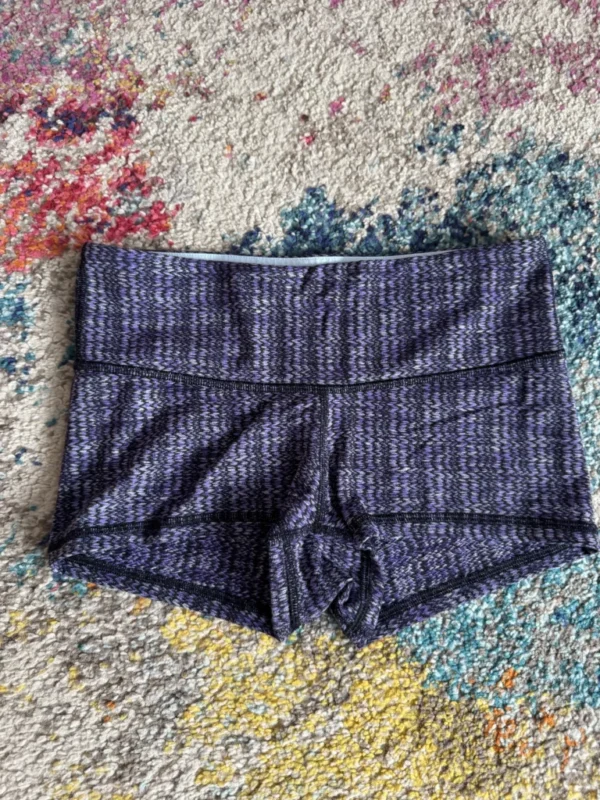 Featured image for Short courte Lululemon 6 ans