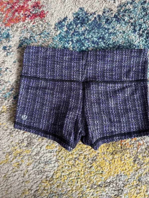 Image for Short courte Lululemon 6 ans