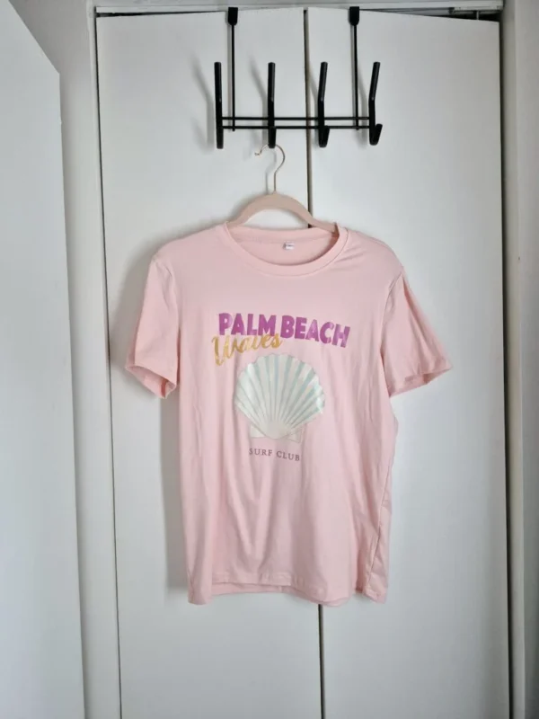 Featured image for Palm beach surf club medium T shirt