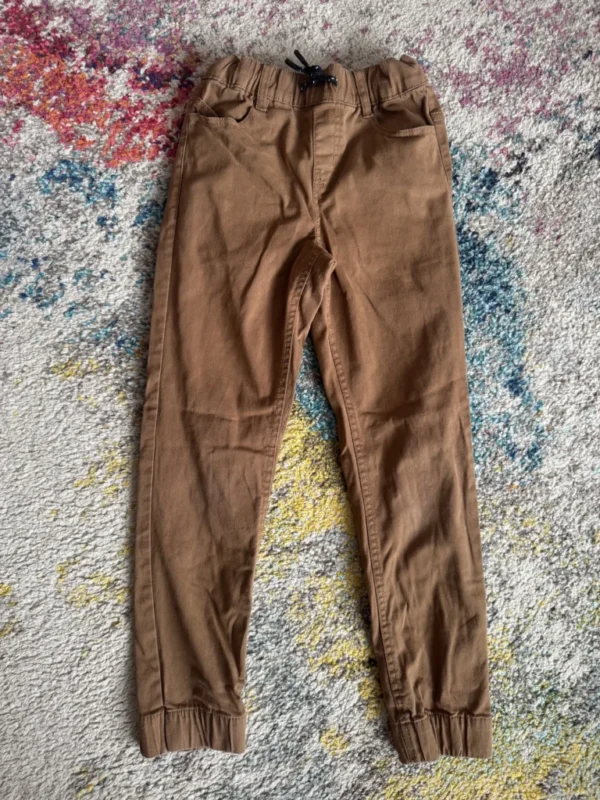Featured image for Pantalon 10 ans