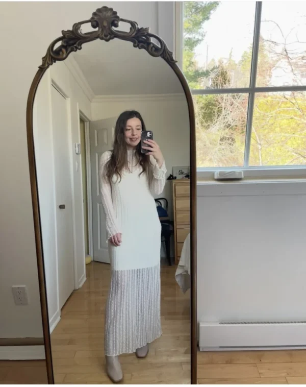 Featured image for Magnificent lace dress